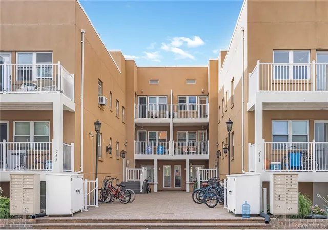 1st image of 251 W Broadway, Long Beach, NY 11561