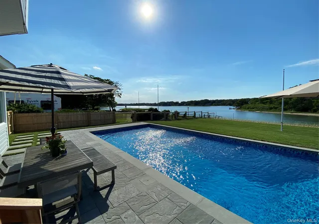 1st image of 470 Goose Creek Ln, Southold, NY 11971 | MLS# 943087