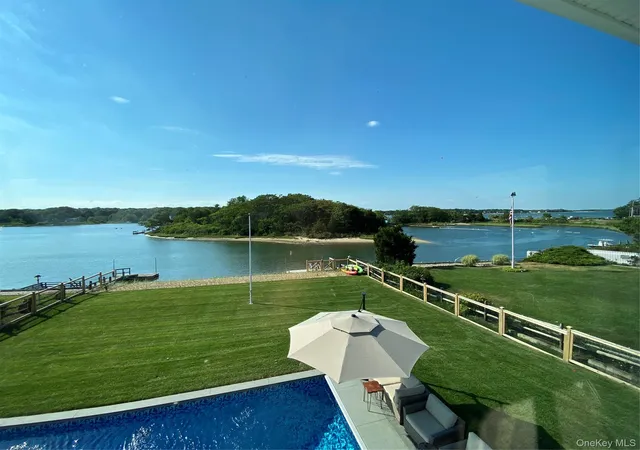 2nd image of 470 Goose Creek Ln, Southold, NY 11971 | MLS# 943087