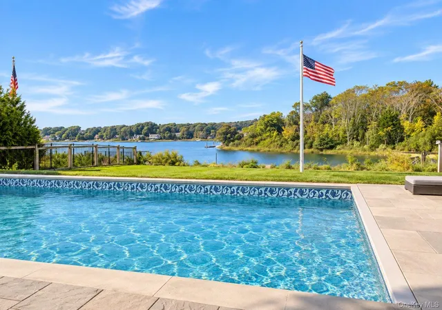 Photo 3 of Single family home for sale at 470 Goose Crk Ln, Southold, NY 11971 | MLS# 943087 | Listing updated on 2026-10-07