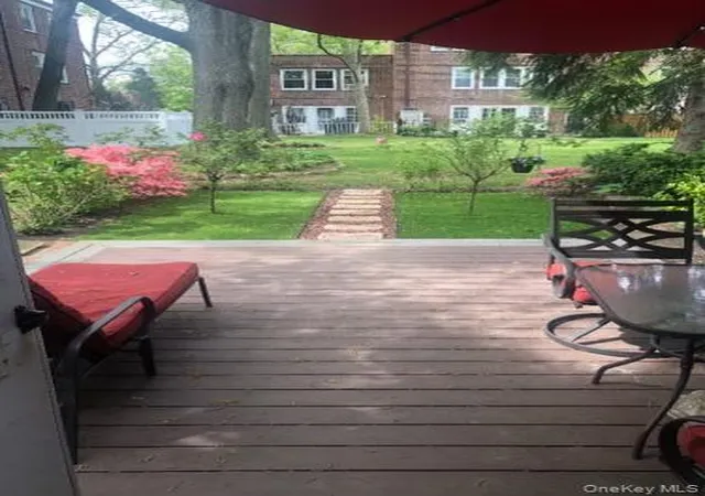 2nd image of 147 53 Grand Central Pkwy #1, Jamaica, NY 11435 | MLS# 943415