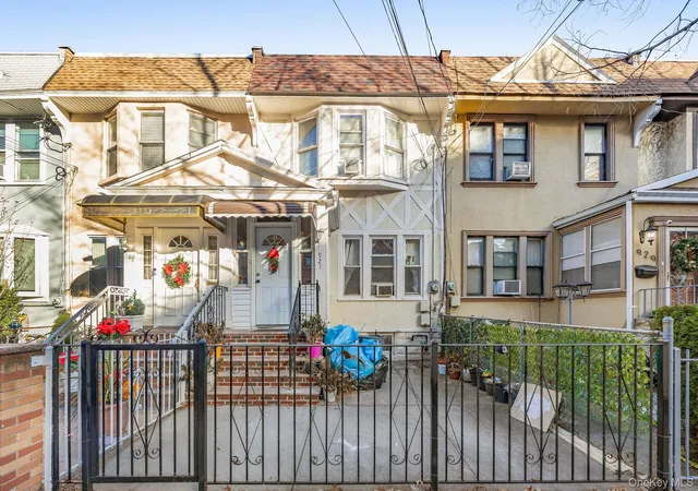 1st image of 927 E 35th St, New York, NY 11210 | MLS# 943554