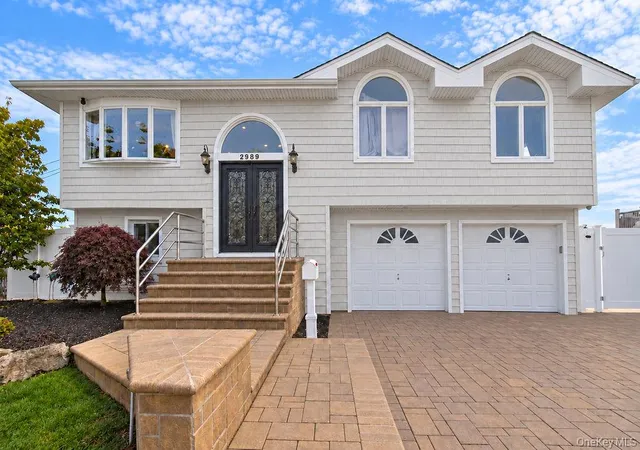 Single family home for sale at 2989 Charlotte Dr, Hempstead, NY 11566 | MLS# 943642