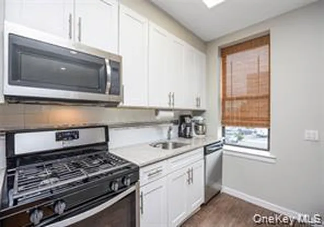 Photo 3 of Condo for sale at 25 W Broadway #204, Long Beach, NY 11561 | MLS# 943767 | Listing updated on 2026-10-06