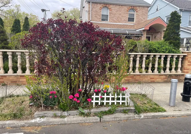 Photo 2 of Single family home for sale at 114 68 208th Street, New York, NY 11411 | MLS# 943950 | Listing updated on 2026-10-22