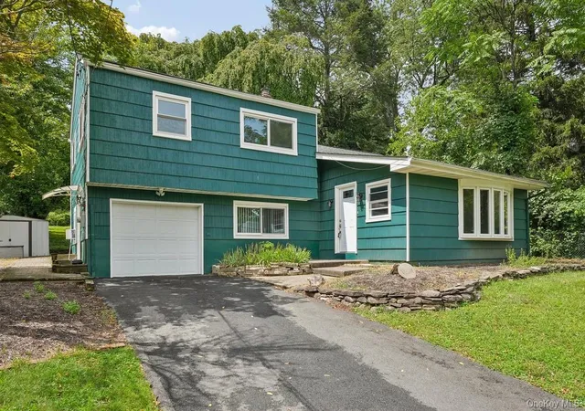 Photo 1 of Single family home for sale at 82 Stephens Rd, Orangetown, NY 10983 | MLS# 944349 | Listing updated on 2026-09-06