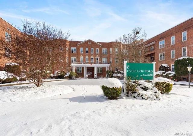 Homes for sale in White Plains, NY | 2 Overlook Road #1B7A, White Plains, NY 10605 | MLS# 944371