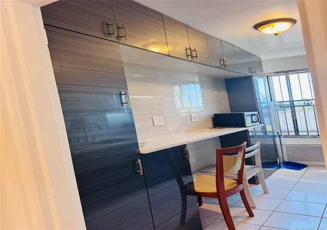 3rd image of 138-29 Jewel Ave #3D, Flushing, NY 11367 | MLS# 944483