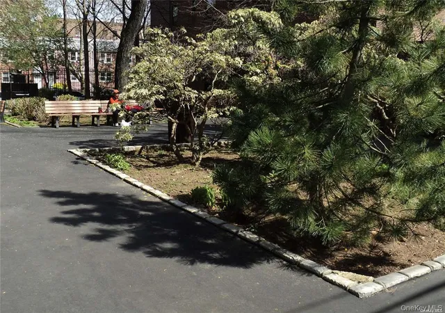 Photo 3 of Sale Pending at 91 10 32 Avenue #E102, New York, NY 11369 | MLS# 944565 | Listing updated on 2026-07-31