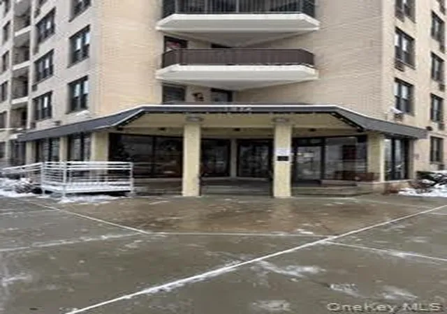 2nd image of 1874 Pelham Pkwy S #5C, Bronx, NY 10461 | MLS# 944577