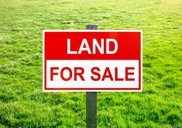 5th image of Vl Daniel Ln, Brookhaven, NY 11953 | MLS# 944772