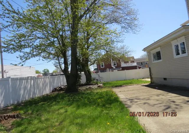 19th image of 2449 Wallen Ln, Hempstead, NY 11710 | MLS# 944794