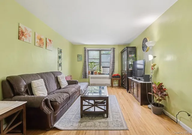 4th image of 87-30 204 St #A78, Hollis, NY 11423 | MLS# 944830