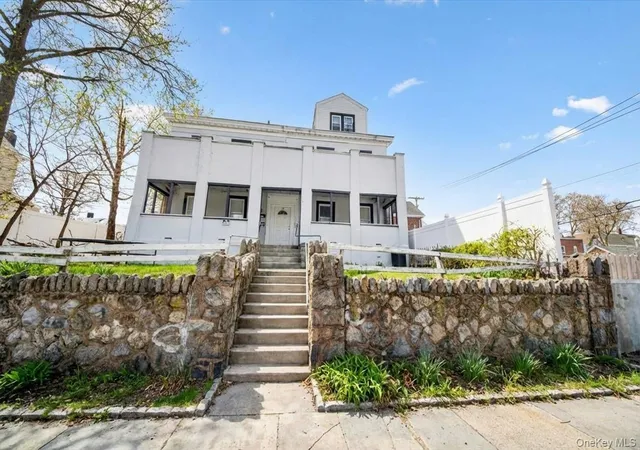 1st image of 206 S 9th Ave, Mount Vernon, NY 10550 | MLS# 944884