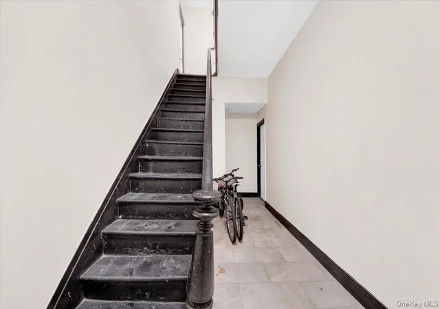 Listing Photo 4 - Condo for sale in building located at 206 S 9th Ave, Mount Vernon, NY 10550