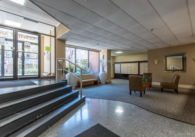 8th image of 100 Clinton Ave #1D, Mineola, NY 11501 | MLS# 945050