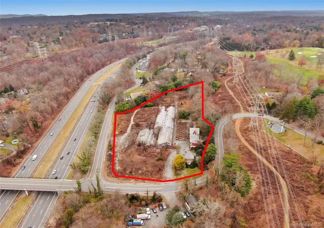 3rd image of 451 Underhill Rd, Scarsdale, NY 10583 | MLS# 945065