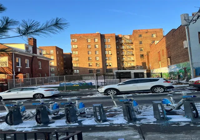 12th image of 1925 Grand Concourse, Bronx, NY 10453 | MLS# 945162