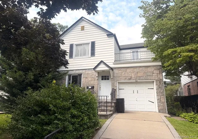 2nd image of 80 50 214th St, New York, NY 11427 | MLS# 945177