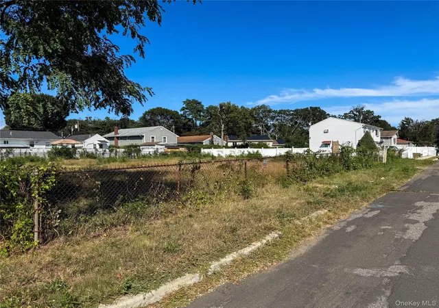 Photo 3 of Sale Pending at 485 Lot A 42nd St, Lindenhurst, NY 11757 | MLS# 945231 | Listing updated on 2026-02-05