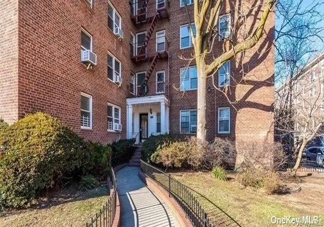 Photo 1 of Condo for sale at 8115 35th Avenue #6, Jackson Heights, NY 11372 | MLS# 945374 | Listing updated on 2026-08-14