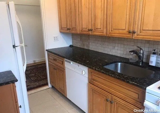 Listing Photo 5 - Condo for sale in building located at 8115 35Th Ave, New York, NY 11432 - Unit #6