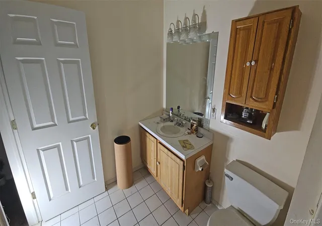 2nd image of 15 Vlg Cvs, Warwick, NY 10990