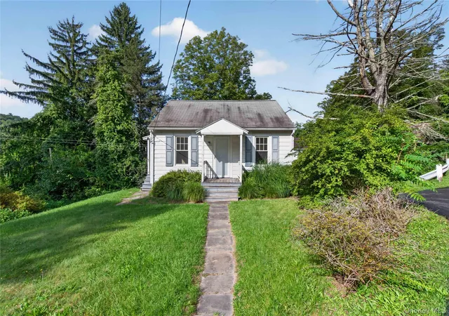 Photo 1 of Single family home for sale at 15 Hallihans Hl Rd, Kingston (town), NY 12401 | MLS# 945928 | Listing updated on 2026-09-03