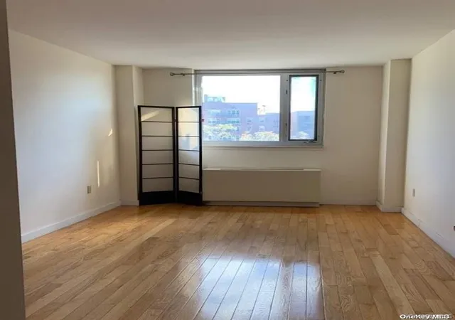 5th image of 133-38 Sanford Ave #7E, Flushing, NY 11355 | MLS# 946572