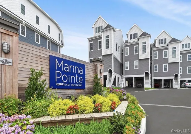 1st image of 121 Marina Pointe Dr #121, Hempstead, NY 11518 | MLS# 946618