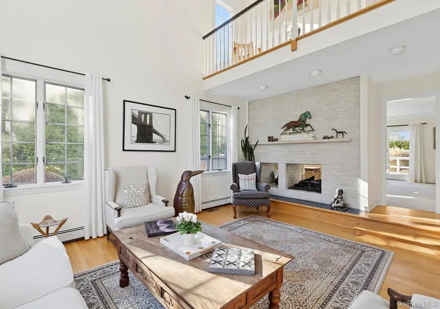 Photo 4 of Single family home for sale at 87 Gould St, East Hampton, NY 11937 | MLS# 946764 | Listing updated on 2026-09-30