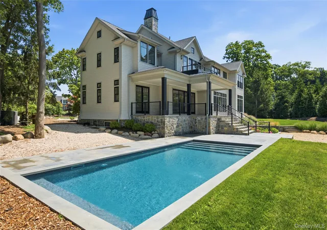 Homes for sale in Southold, NY | 1750 Hobart Rd, Southold, NY 11971 | MLS# 946886