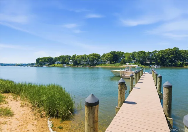 Homes for sale in Southold, NY | 1750 Hobart Rd, Southold, NY 11971 | MLS# 946886