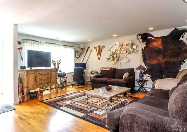 2nd image of 1078 Midland Ave, Bronxville, NY 10708 | MLS# 947077