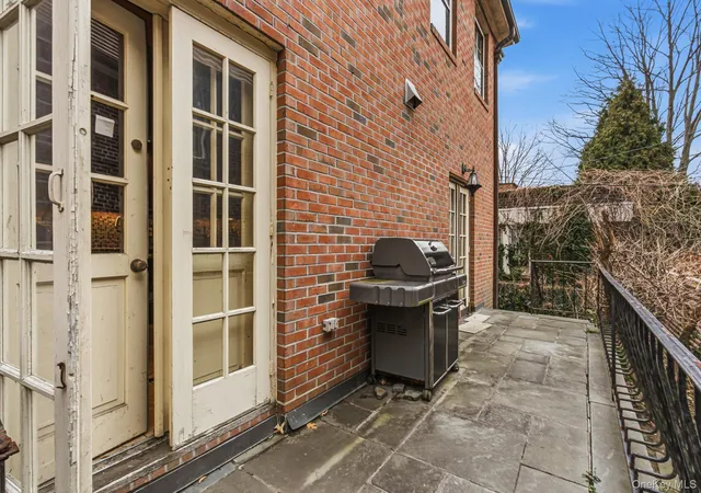 Photo 3 of Single family home for sale at 31 Puritan Ave, Forest Hills, NY 11375 | MLS# 947356 | Listing updated on 2026-10-13