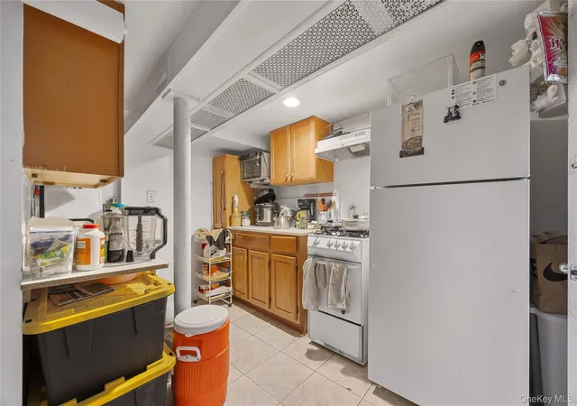 Photo 4 of Sale Pending at 54-08 92nd Street, Elmhurst, NY 11373 | MLS# 947441 | Listing updated on 2026-06-23