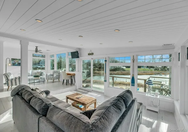 Photo 4 of Single family home for sale at 7 Springville Cir, Southampton, NY 11946 | MLS# 947546 | Listing updated on 2026-10-04