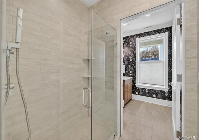 Photo 5 of Sale Pending at 1828 Soundview Ct, Yorktown, NY 10598 | MLS# 947556 | Listing updated on 2026-04-22