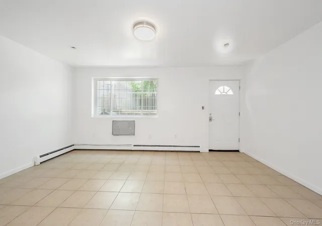 Photo 3 of Sale Pending at 3313 Rombouts Ave, Bronx, NY 10475 | MLS# 947591 | Listing updated on 2026-09-22
