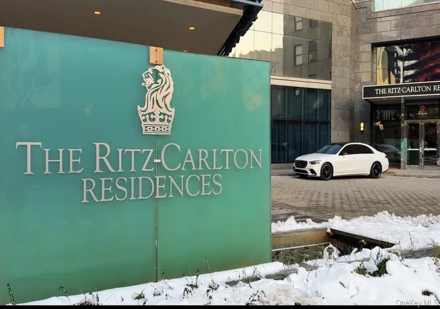 2nd image of 1 Renaissance Square #10A, White Plains, NY 10601 | MLS# 947672
