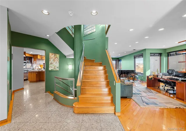 4th image of 2829 Frankel Blvd, Hempstead, NY 11566 | MLS# 947687