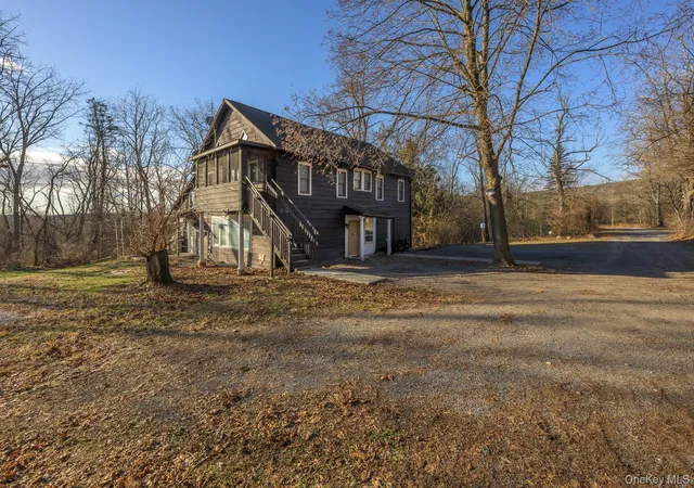 Photo 27 of Single family home for sale at 91 Scheller Park Rd, New Baltimore, NY 12192 | MLS# 947765 | Listing updated on 2026-07-17