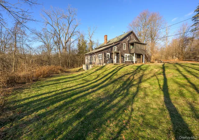 Photo 4 of Single family home for sale at 91 Scheller Park Rd, New Baltimore, NY 12192 | MLS# 947765 | Listing updated on 2026-07-17