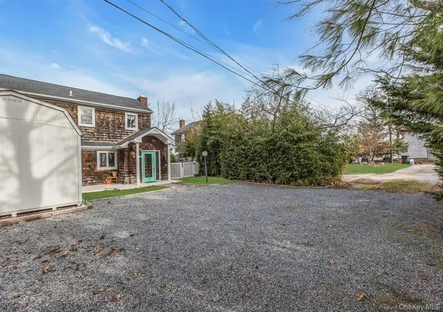 Photo 3 of Single family home for sale at 53 W End Ave, Southampton, NY 11942 | MLS# 947960 | Listing updated on 2026-08-22