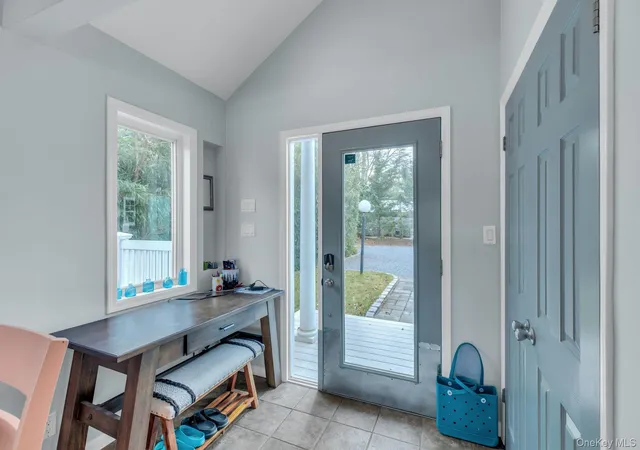Photo 4 of Single family home for sale at 53 W End Ave, Southampton, NY 11942 | MLS# 947960 | Listing updated on 2026-08-22