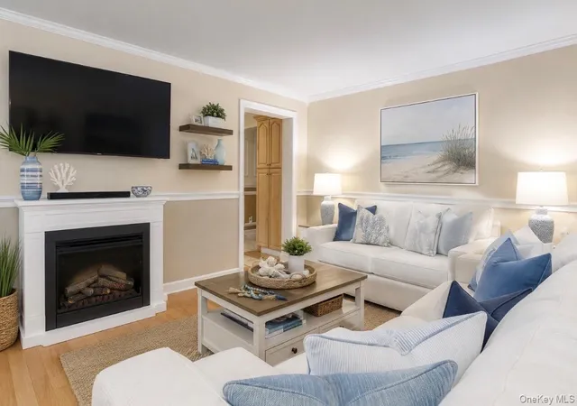 1st image of 450 Pelham Rd #3B, New Rochelle, NY 10805 | MLS# 947991