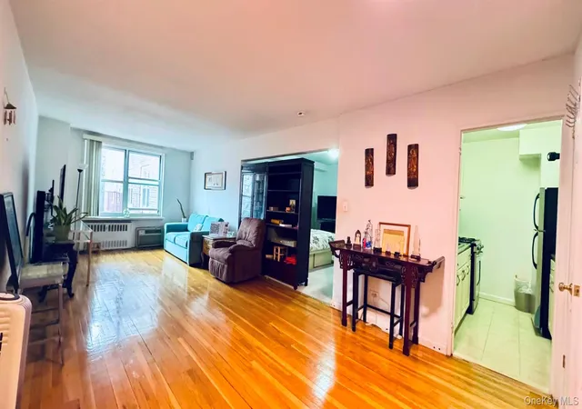 3rd image of 142-05 Roosevelt Ave #539, Flushing, NY 11354 | MLS# 948242