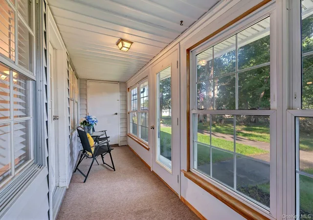 3rd image of 164 Falmouth Ct #E, Ridge, NY 11961 | MLS# 948284