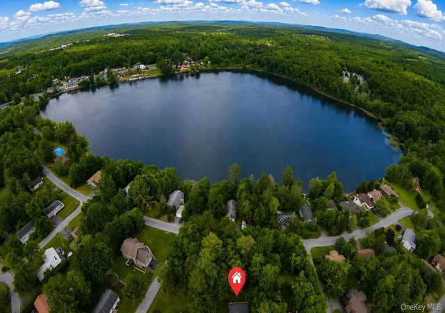 Homes for sale in Fallsburg, NY | 9 Gail Dr, Fallsburg, NY 12759 | MLS# 948283