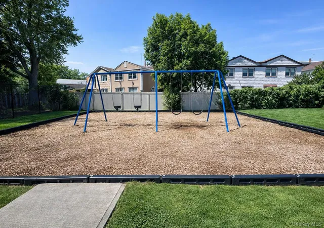 23rd image of 209 25 18th Ave #1C, Bayside, NY 11360 | MLS# 948435